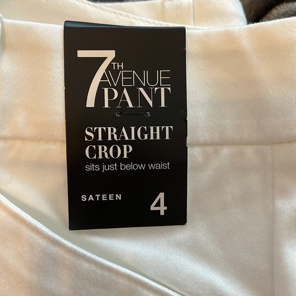 NY&C: 7th Avenue Straight Crop Pant Sits Just Below Waist
Sateen White - size 4 - Picture 3 of 4